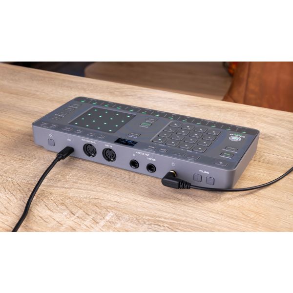 AlphaTheta Chordcat Groovebox | 8-Track Portable Music Production Tool