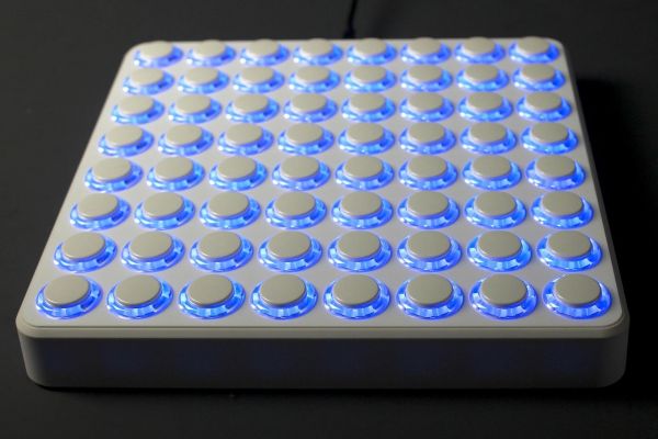 DJ TechTools Midi Fighter 64 White