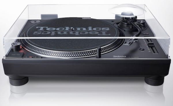 Technics SL-1210 MK7 Direct Drive Turntable