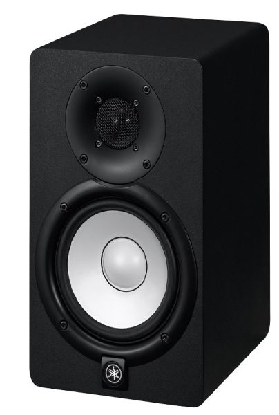 Yamaha HS5 (PAIR) With Isolation PADS & Cables Package